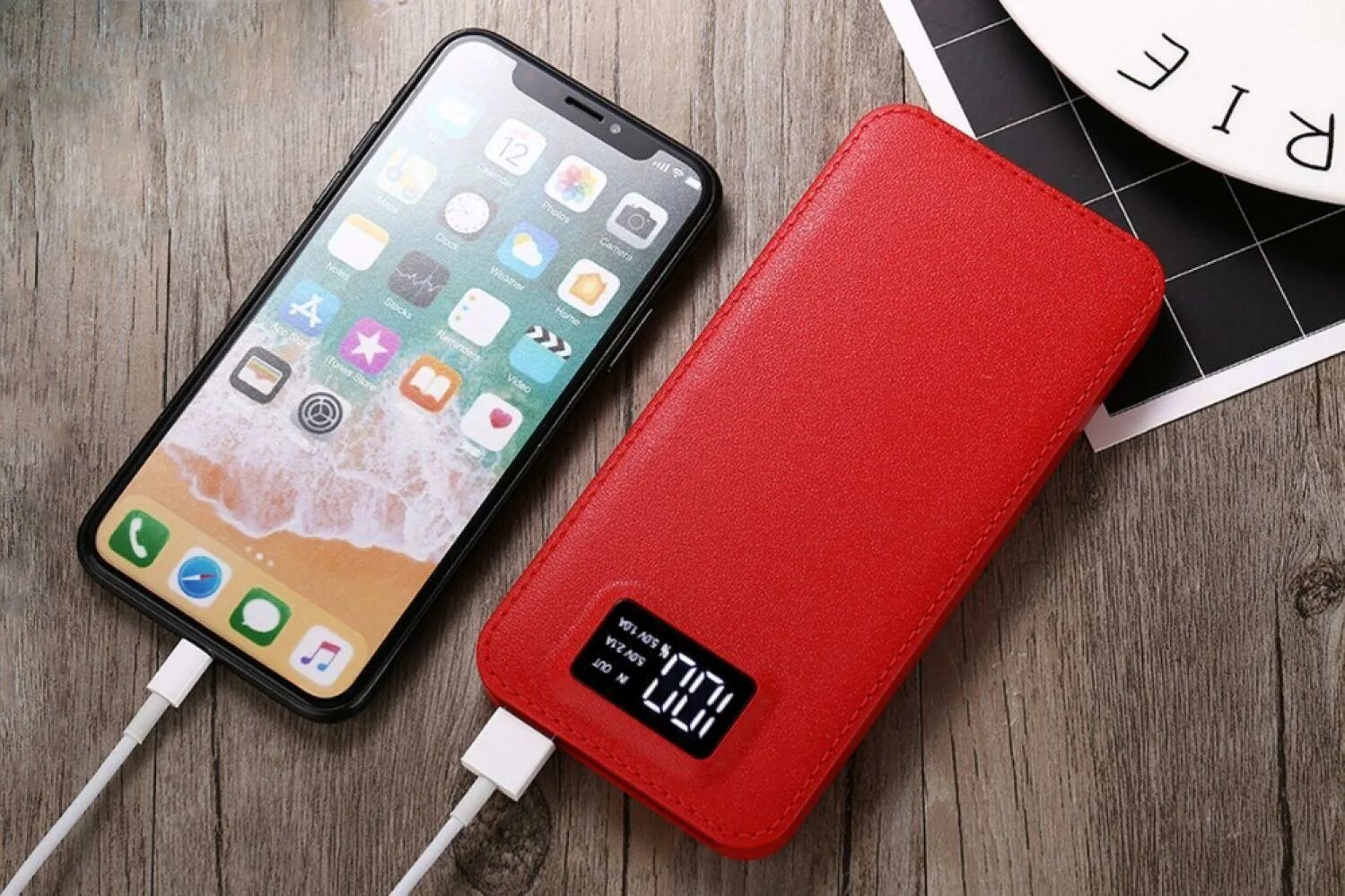 Портативная зарядка. Повербанк для айфона 15 про. Беспроводной power bank зарядник айфон. Стильный внешний аккумулятор для iphone. Повербанк эпл.