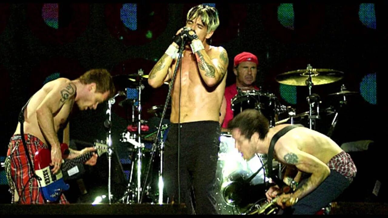 Клипы hot chili peppers. RHCP В 2001. RHCP 1989. Red hot Chili Peppers 2001. Red hot Chili Peppers Джон Фрушанте.