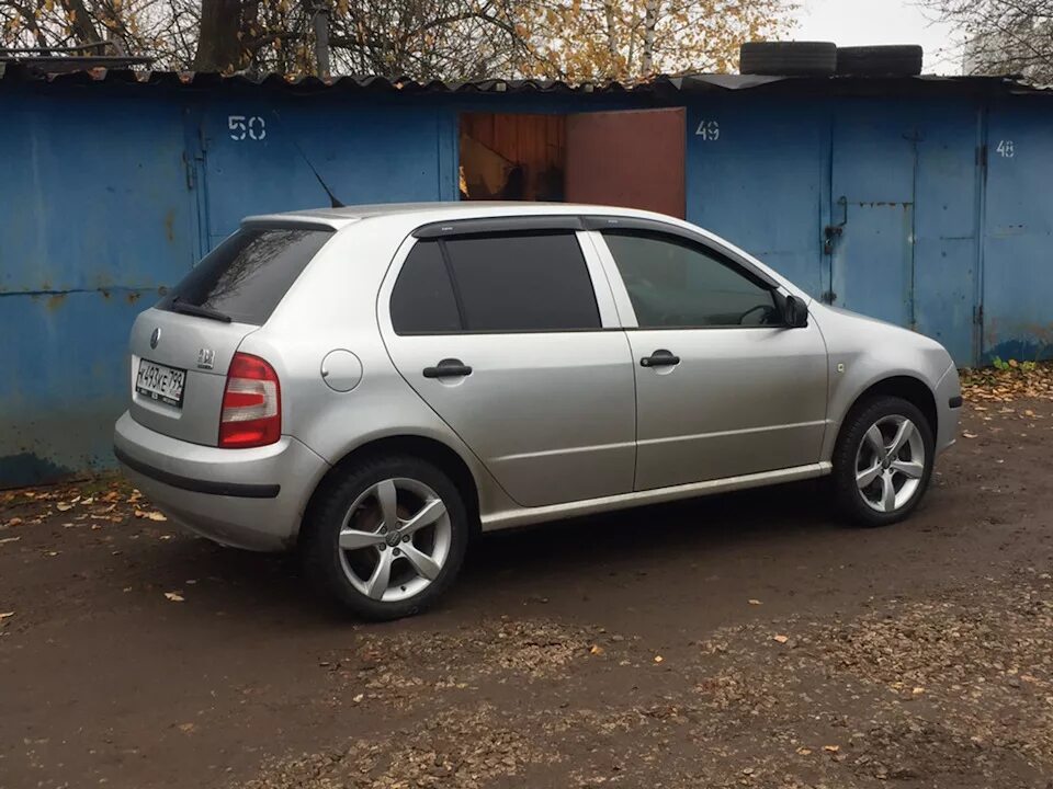 Skoda fabia mk1 rally. Шкода фабия мк1. Диски шкода фабия 1. Шкода фабия rs 2001. Диски шкода фабия 1.