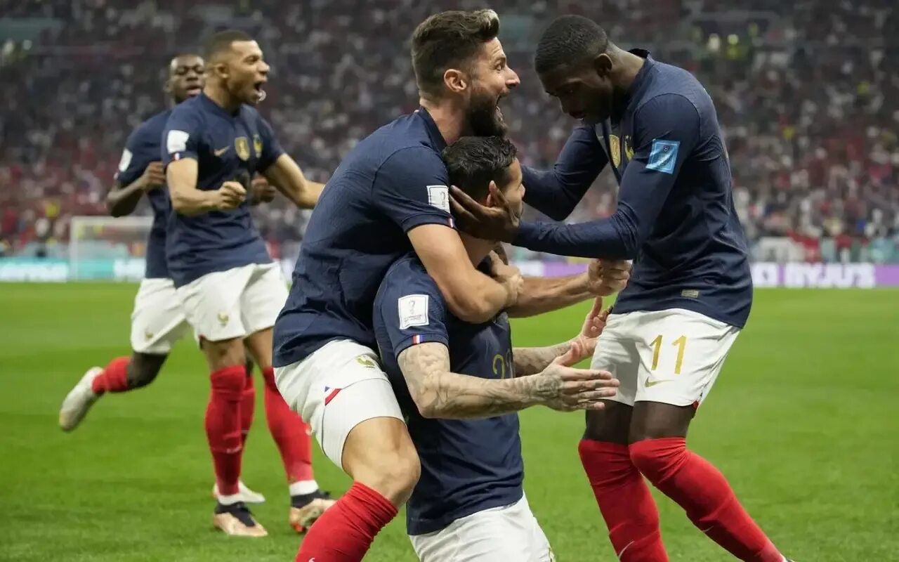 Сборная франции чм 2018 финал. Сборная франции по футболу 2021. Аргентина франция 2022 финал. Olympic lyon 2022 image. Сборная франции чм 2022.