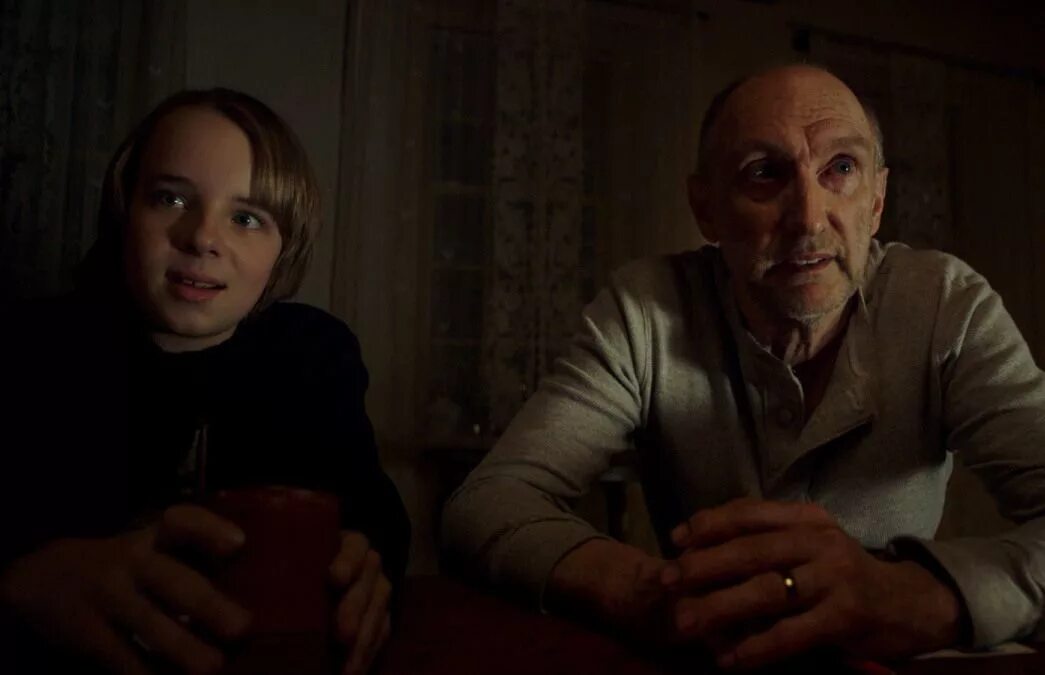 Визит найта шьямалана. Ф визит. Визит найта шьямалана. Дианна данаган визит. Ф визит.