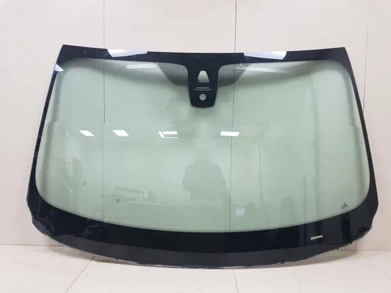 Лобовое bmw f15. Номер стекла 51317388745 bmw. Переднее стекло автомобиля бмв. 51317292402 фото. Лобовое bmw f15.