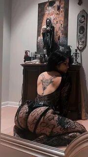 Next page. mariamartinxz themillkguzzler. mariamartinxz OnlyFans. mariam...