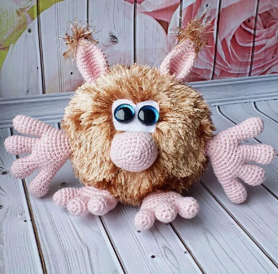 Домовенок кузя амигуруми. Амигуруми домовой ирины китаевой. Вязаный домовой нафаня. Вязаный домовёнок. Вязаные игрушки домовой.