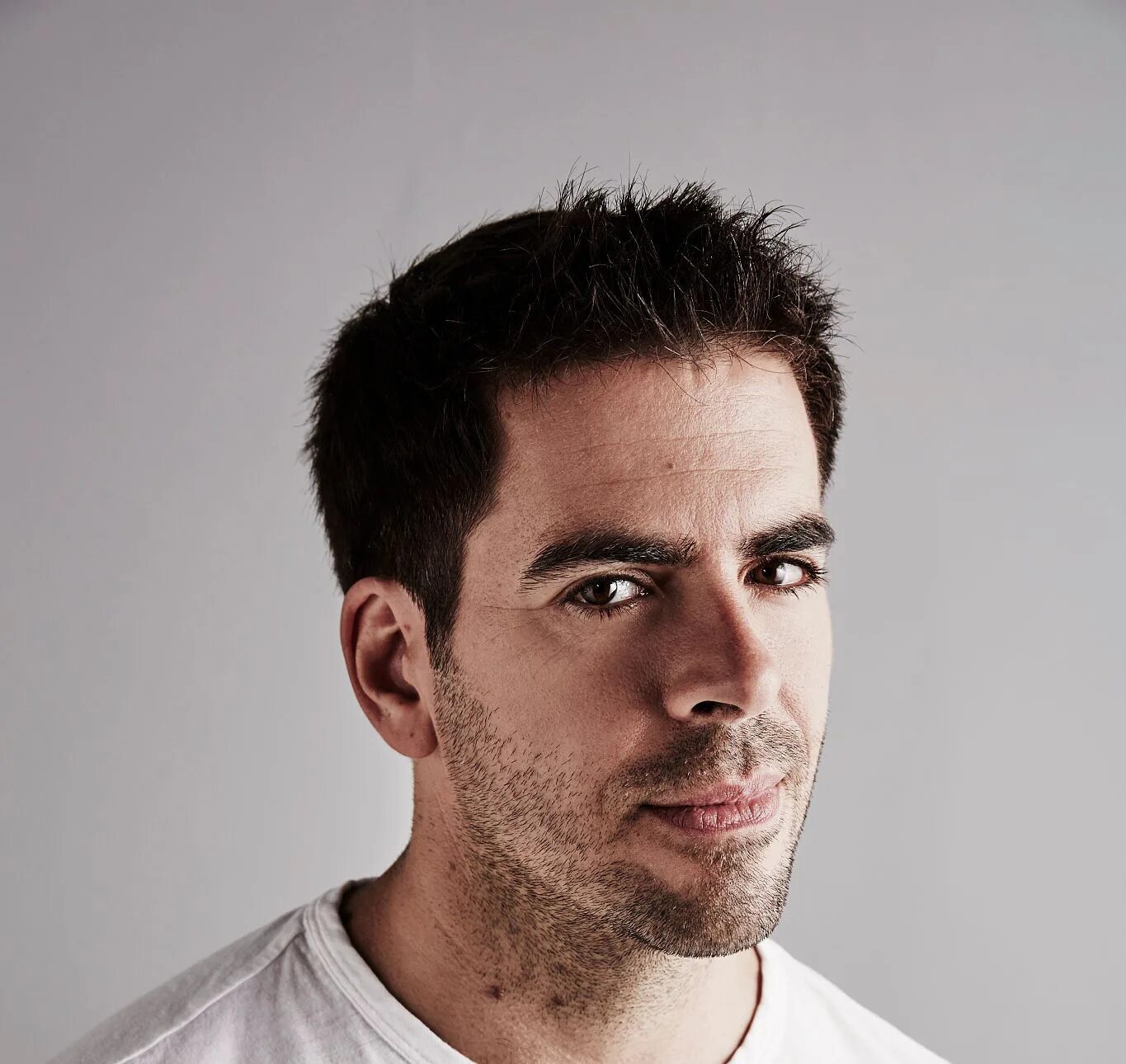 Eli elibangow. энтони элай. элай рот фото. элай рот режиссер. элай рот болезнь.