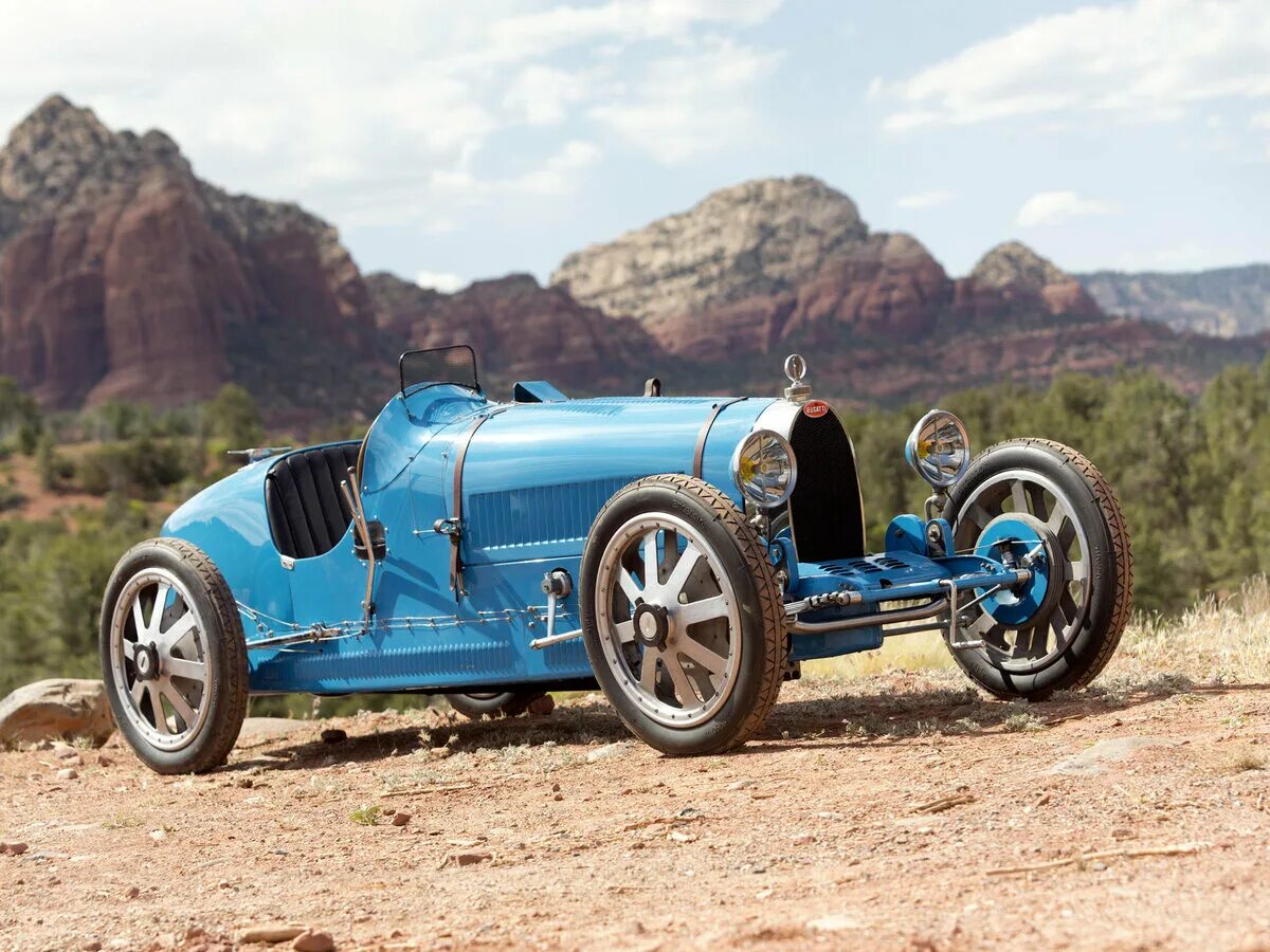 Автомобили 1 10. Бугатти тайп 35. Bugatti Type 35 Grand prix. Бугатти 1970. 1924—1929 Bugatti Type 35.