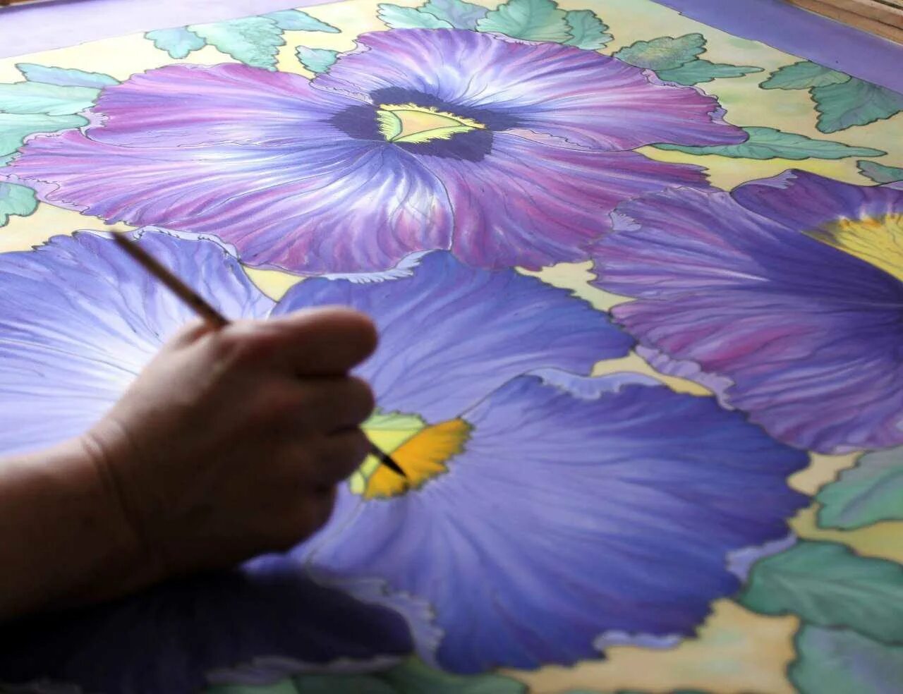 Свободная роспись батик. Техника росписи батика. Батик свободная роспись техника. Дпи холодный батик. Техника росписи батика.