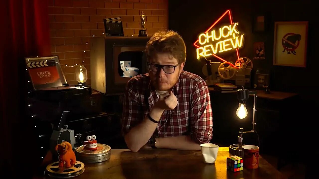Чак ревив. Чак ревью напарник коротенько. chuck review да да мне насрать. чак ревю бум шоу.