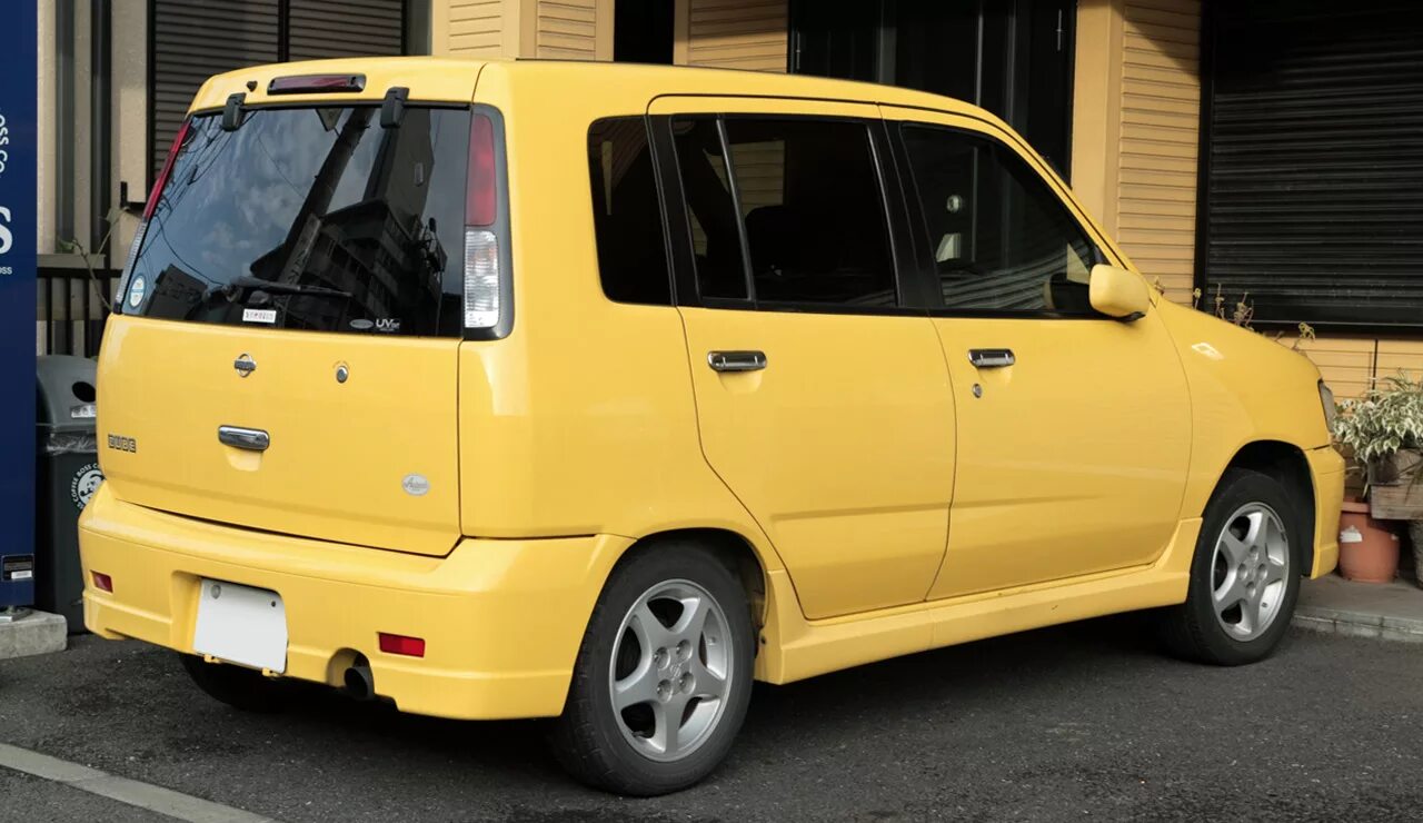 Ниссан куб зет 10. Nissan Cube z10. Nismo Nissan Cube z10. Yellow Nissan Cube. Ниссан куб z10 желтый.