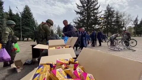 Передача гуманитарной помощи