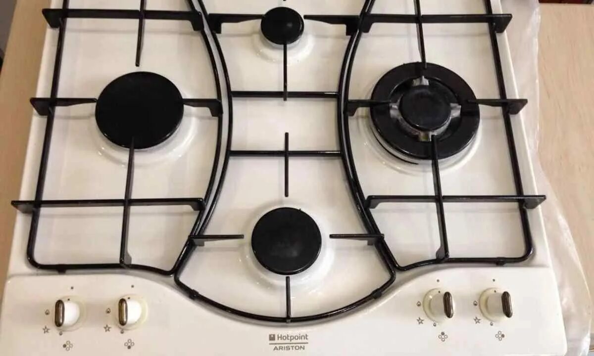 Варочная панель аристон 4 конфорки. Аристон ph640 газовая варочная панель. ariston ph 640 ms. варочная панель газовая hotpoint-ariston ph640 ms. газовая панель хотпоинт аристон.