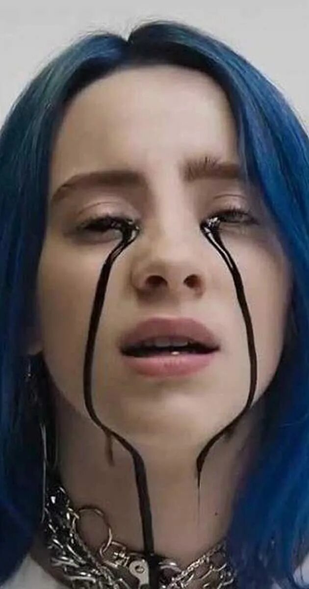 Billie eilish over. Billie Eilish 2018. Билли Айлиш Cry. Billie Eilish 2022. Билли Айлиш с черными волосами 2022.