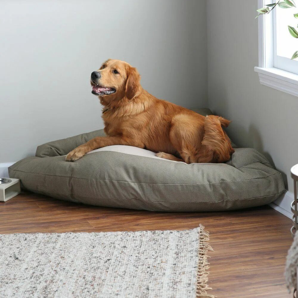 Bedroom dog. Диван для собаки крупной породы. Лежанка на полу. Кровать для собак лабрадор. Dog Bedding.