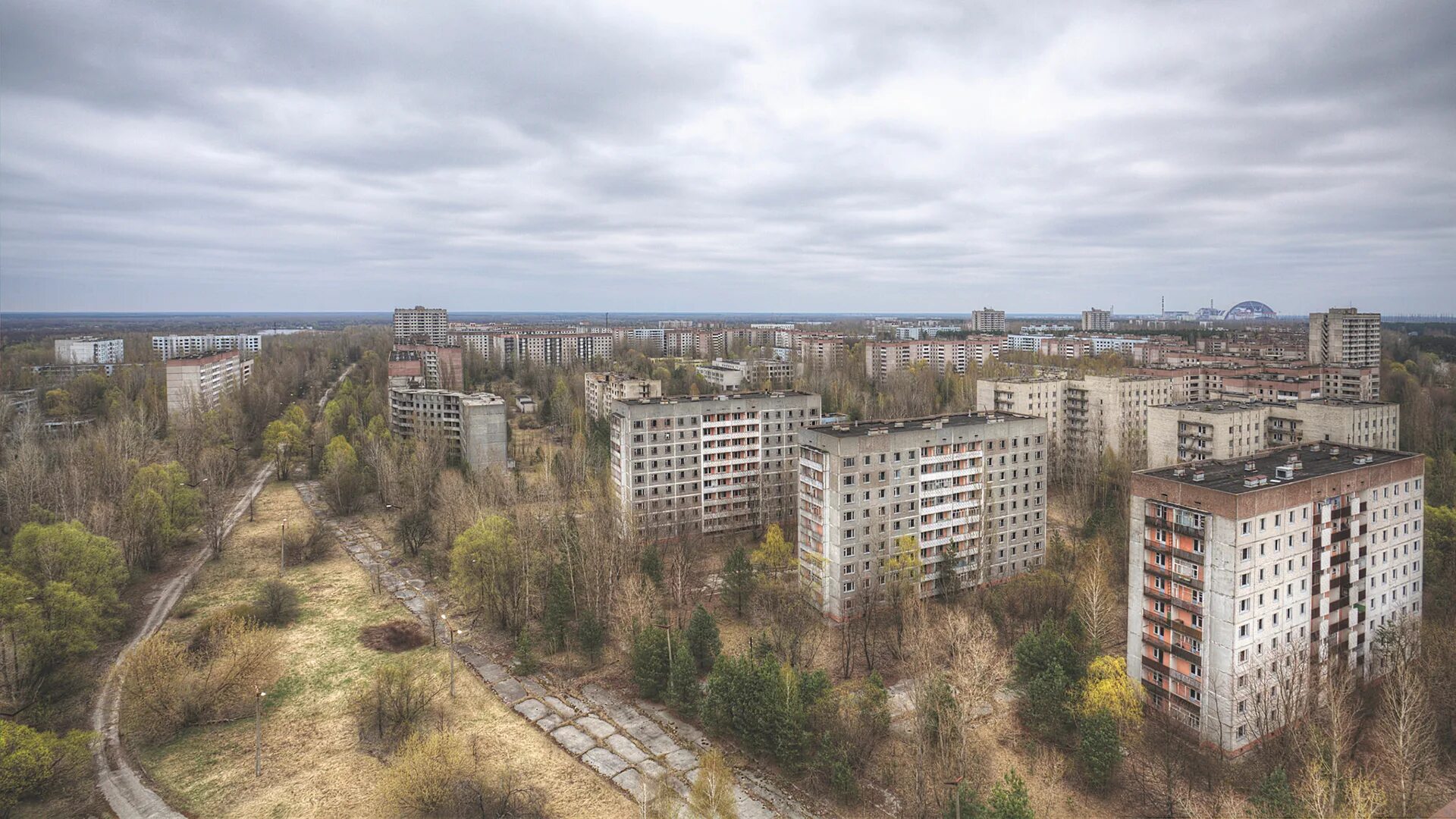 Город во франции припять. Зона отчуждения город Припять. Город призрак Припять 2023. Чернобыль-4 город. Припять Чернобыль ЧАЭС зона отчуждения.