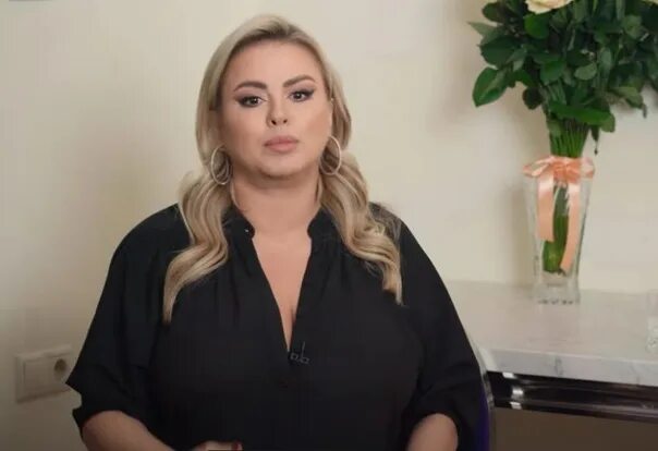 Семенович с кем встречается сейчас Пин от пользователя Jojo на доске Anna Semenovich Знаменитости, Певицы, Купальни