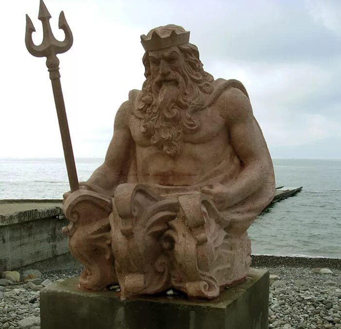 Царь посейдон. Посейдон Бог морей. Нептун Бог Посейдон. Нептун Бог древней Греции. Статуя Нептун Посейдон.
