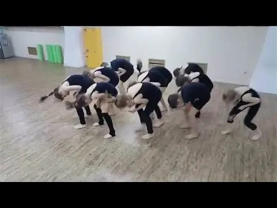 Танцы шаги видео. Танцы шаги видео. Танцы в истре для женщин. Контемпорари танец. Релиз в танце.