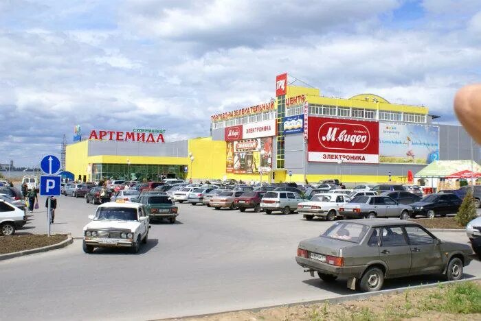 Кинотеатр волгодонск трц афиша. ТЦ Атлант Волгодонск. ТРЦ весенний Волгодонск. Волгодонск центр. Кинотеатр ТРЦ Волгодонск.