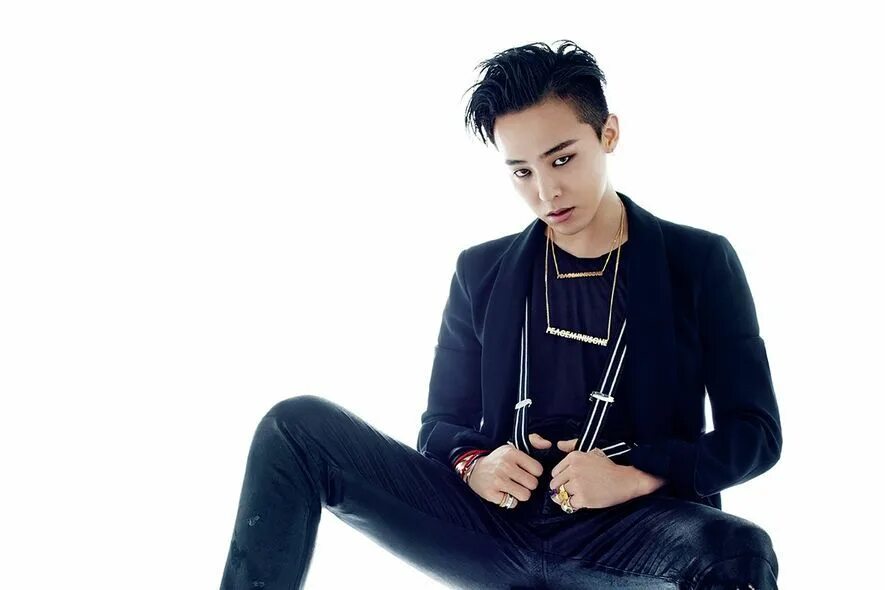 Джи фото. Big Bang g-Dragon. Квон Джи драгон. G-Dragon из BIGBANG. Джиен Биг бэнг 2021.