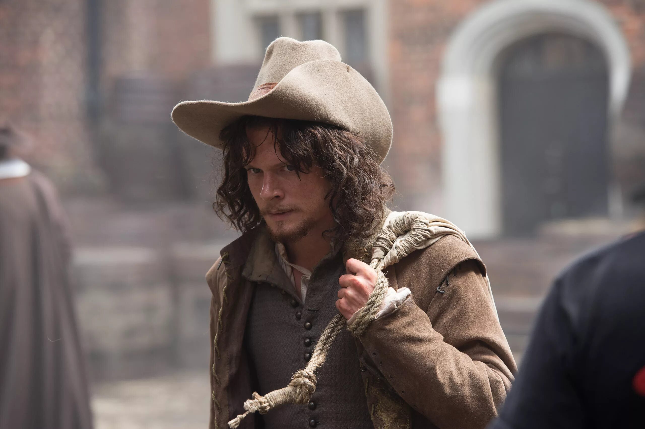 Лихорадка 2017. Алисия викандер тюльпанная лихорадка. Кристоф вальц тюльпанная лихорадка. Дэйн дехаан тюльпанная лихорадка. Лихорадка 2017.