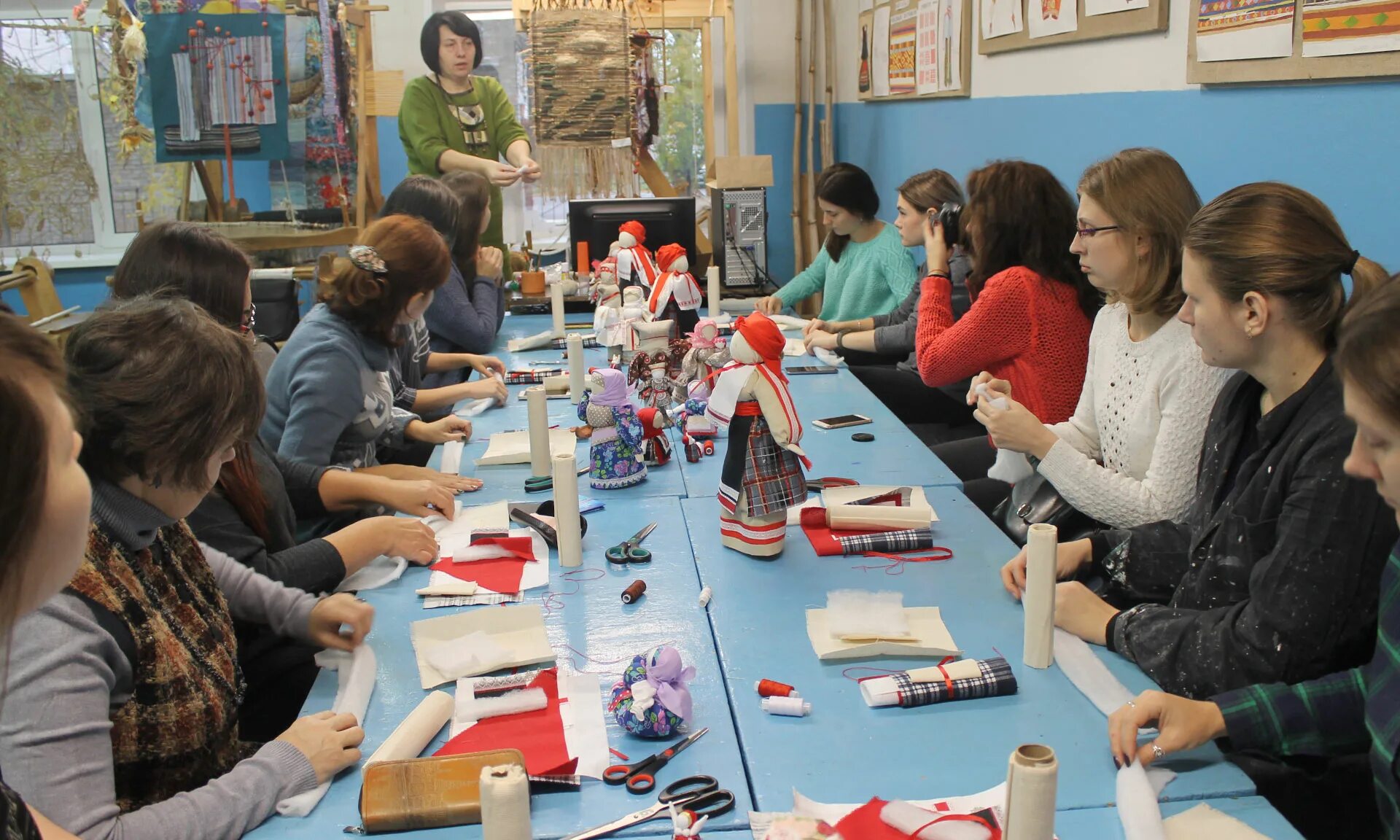 мастер класс для детей. творческие мастер-классы. детский художественный мастер класс. творческие мастерские для детей. студия для мастер классов.