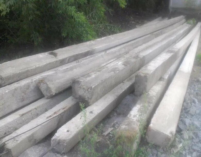 Столбы бетонные бу. Столб бетонный 2с24ж. Виноградные столбики из железобетона. Бетонные опоры лэп. Опора св 105.