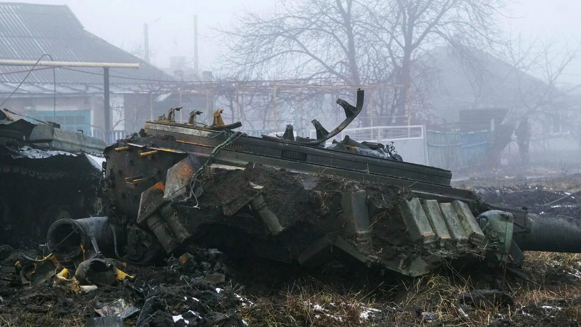 Криминалистическое взрывоведение. Спасатель взрывотехник. Уничтожили завербованного. Т 72бм иловайский котёл. Уничтоженная российская техника.