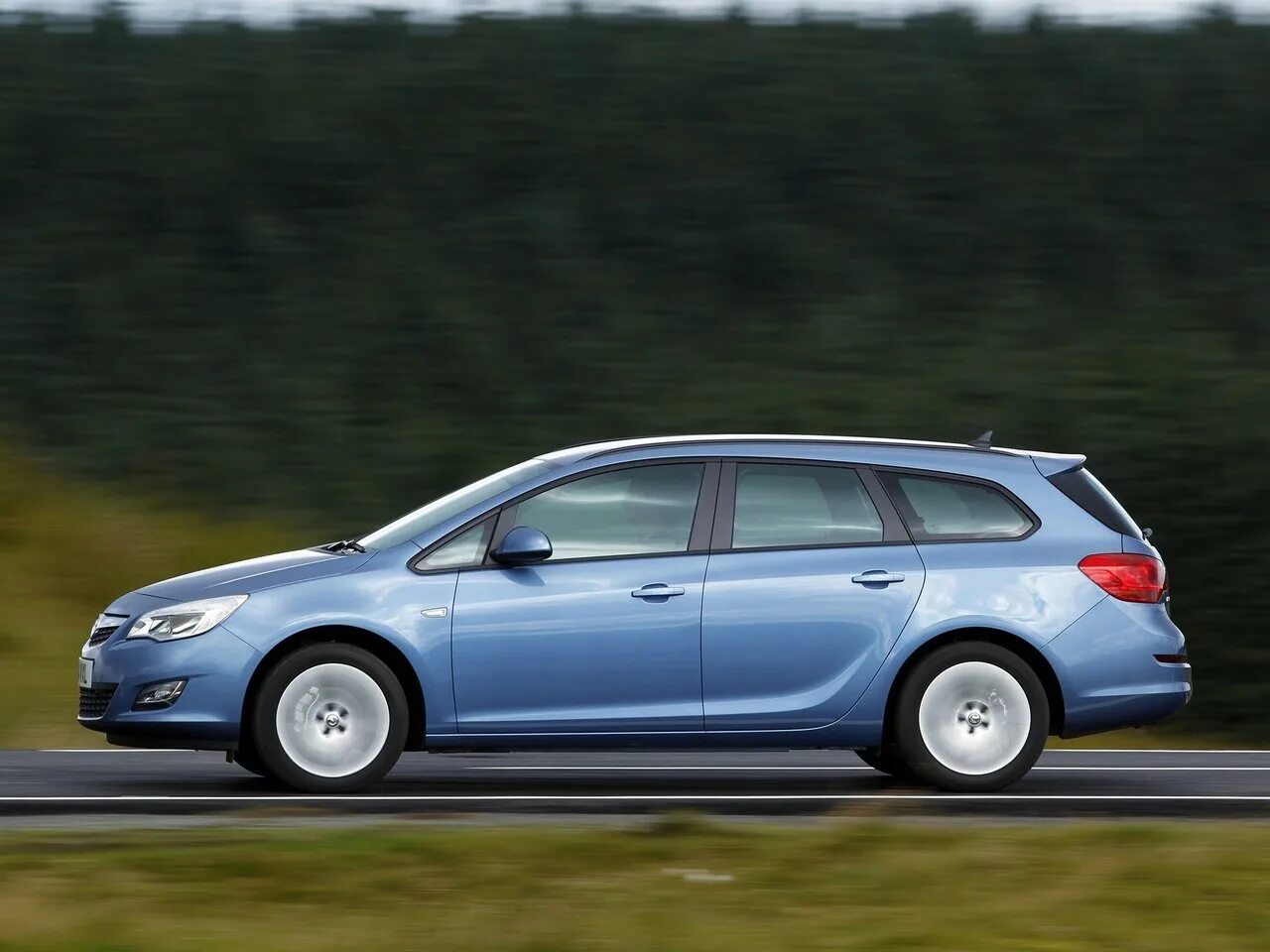 Opel astra hatchback. Astra j характеристики. Astra j характеристики. Opel astra j gtc. Astra j характеристики.