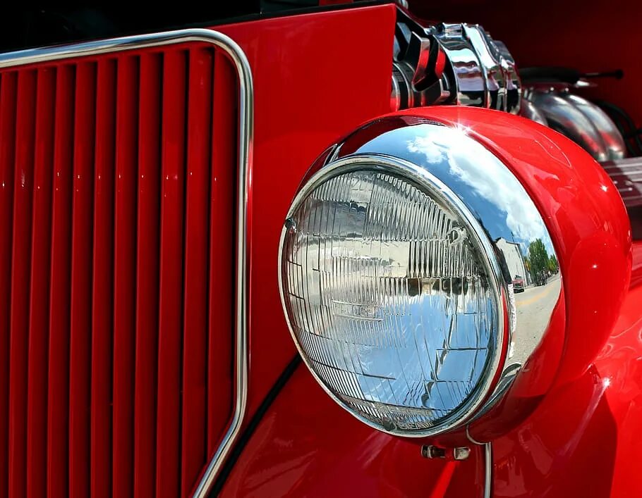 Фары фото. Старинные автомобильные фары. Фары ретро автомобилей. Старая фара. Первые автомобильные фары.
