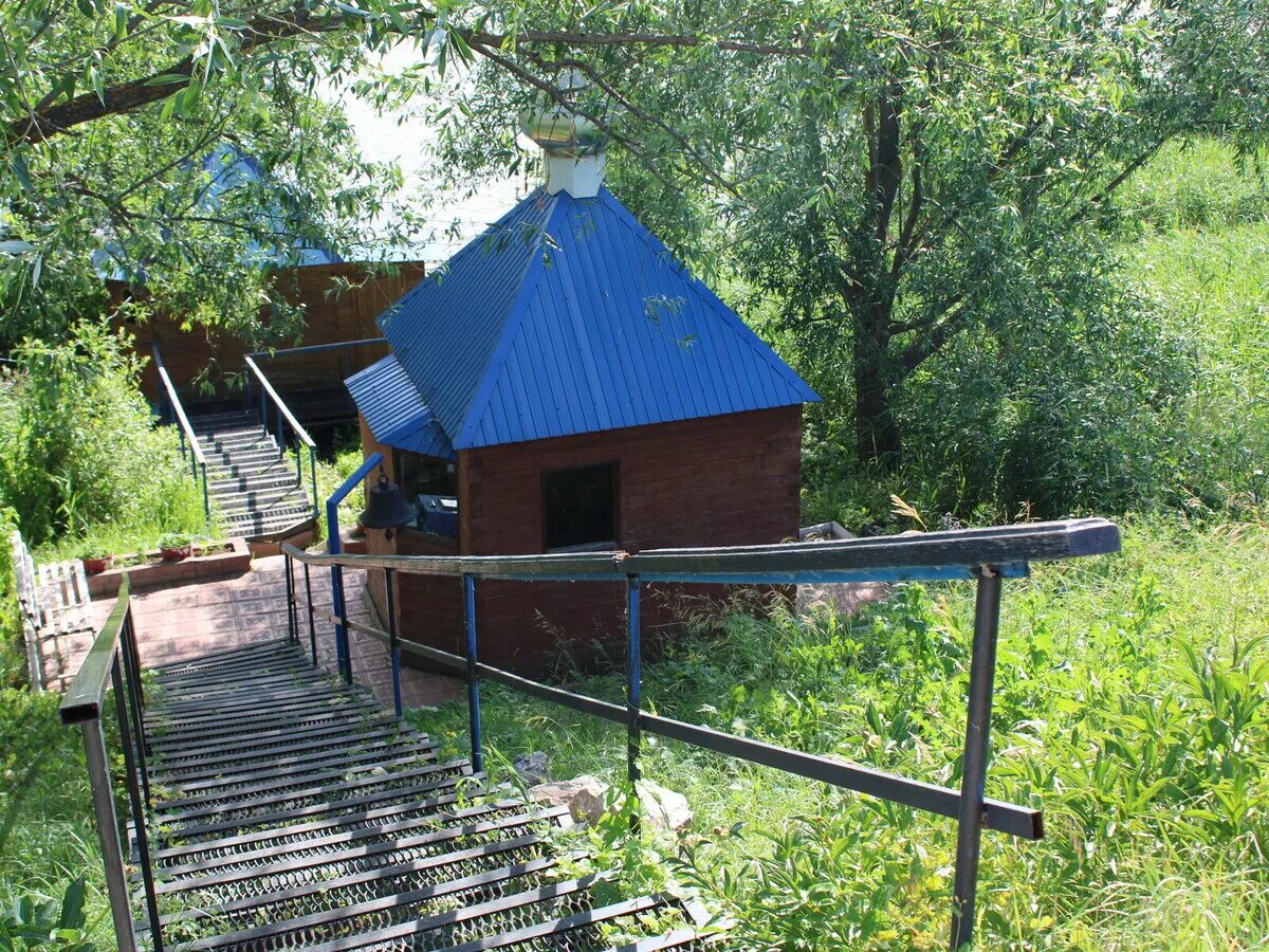 Святой источник в селе Пискалы Самарской области. Алакаевка Святой источник Самарская. Родник в Алакаевке Самарская область. Родники в Алакаевке Самарской области. Святые источники самарской области