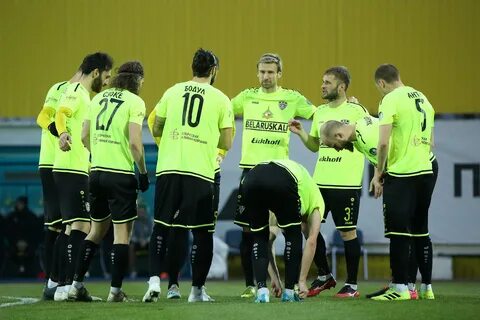 Шахтер солигорск минск матч