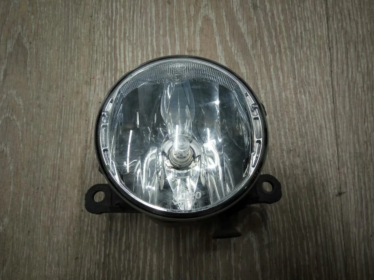 Противотуманные фары логан 1. Фара противотум. Противотуманки рено логан. Птф рено логан 2. Птф рено кангу 2012.