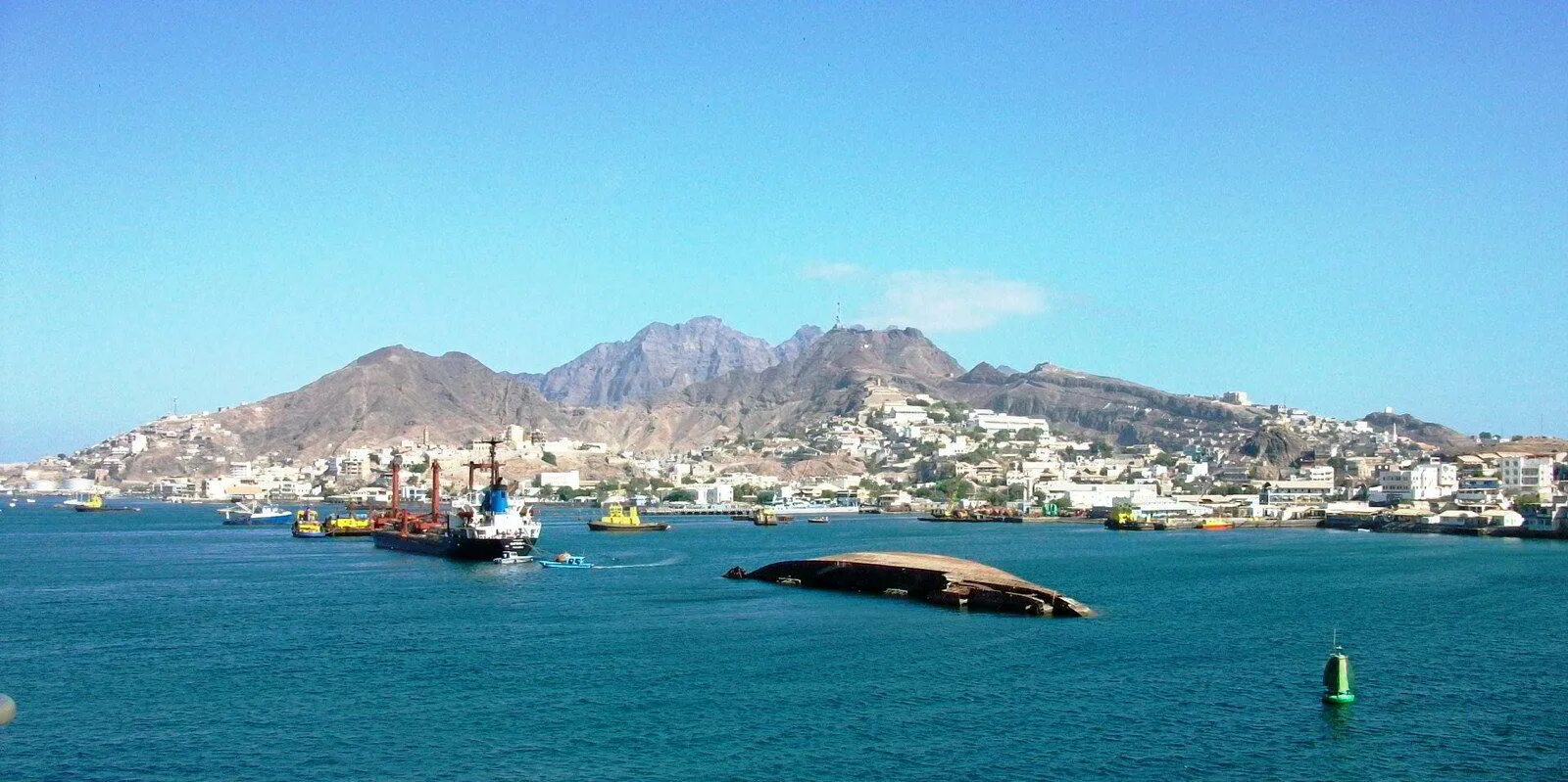 Йемен порт. Аден (город йемена). Аден (город йемена). Йемен город порт. Йемен город порт.