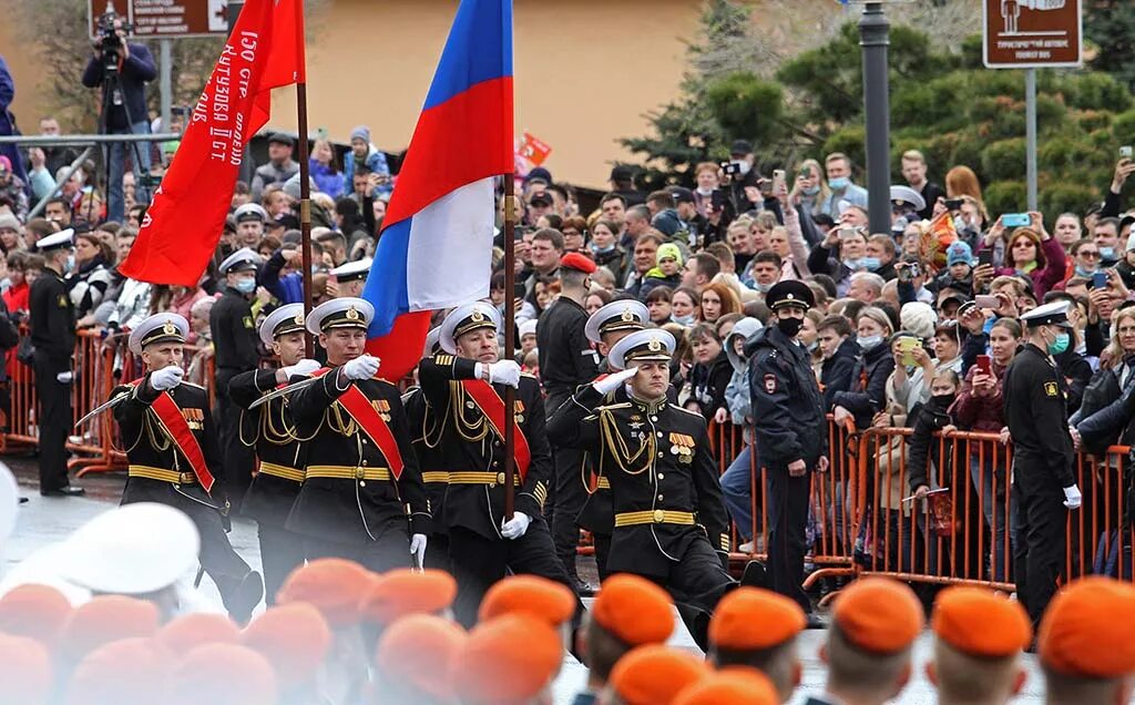 Программа на 9 мая владивосток 2025. Парад 9 мая владивосток 2025. день победы владивосток. 9 мая день победы во владивостоке. парад во владивостоке 2025.