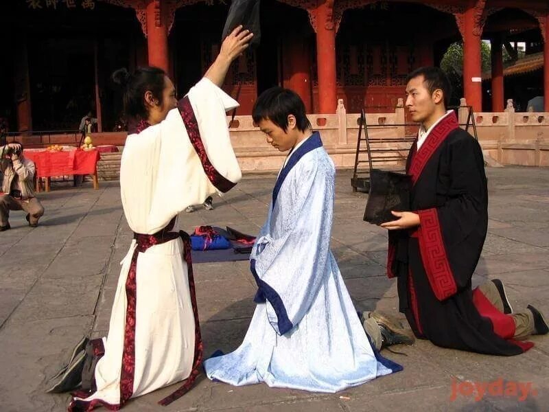 Гуаньли ритуал. Ритуалы конфуцианства. Древние китайские ритуалы. Ритуалы в Китае.