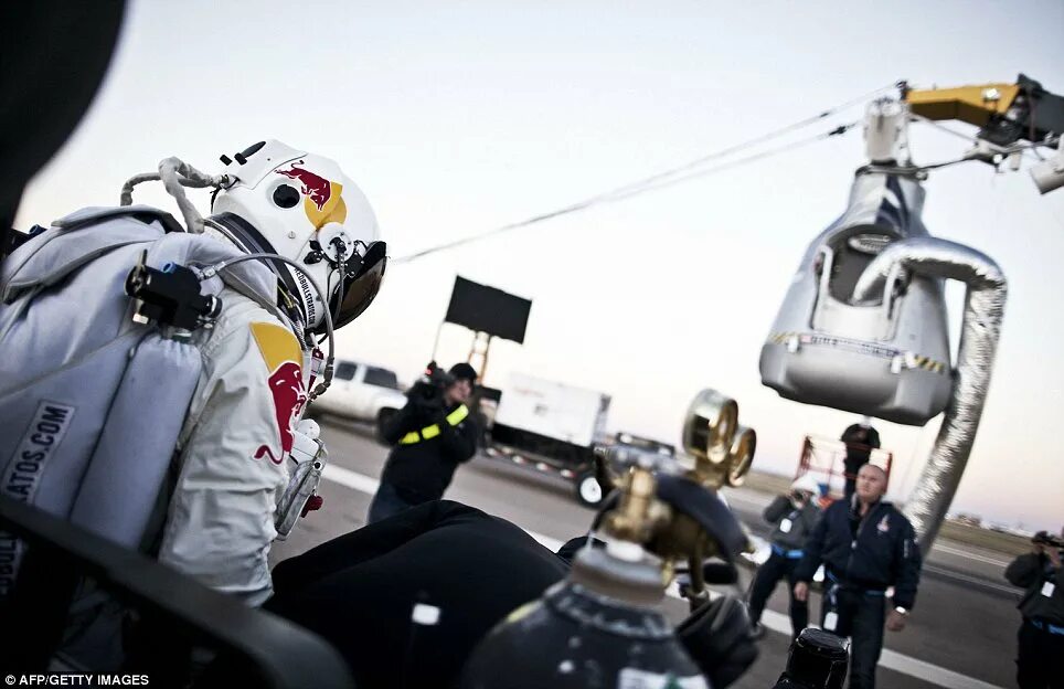 Felix baumgartner. Felix baumgartner