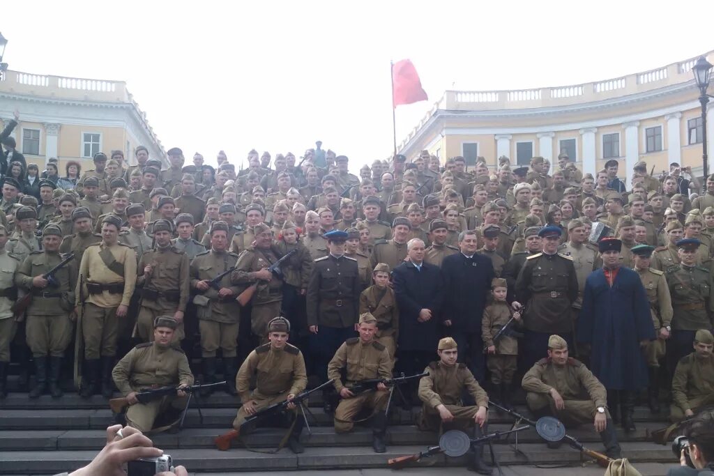 Одесские войска. 10 Апреля 1944 г. Одесса освобождена от немецко-фашистских захватчиков.. Освобождение Одессы апрель 1944. 10 Апреля день освобождения Одессы. 10 Апреля день освобождения Одессы от румынско-немецких войск.