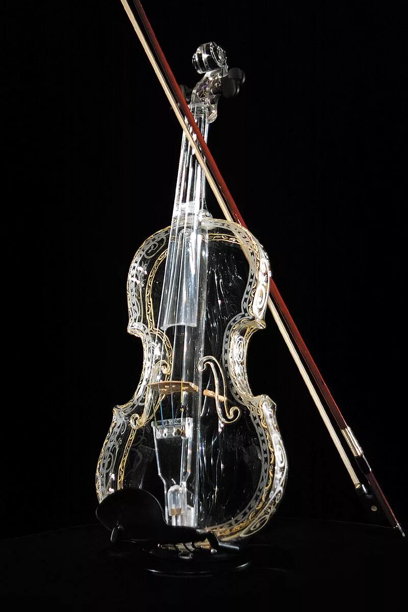 Скрипка самое красивое. Современные скрипки. Стеклянная скрипка. Необычные музыкальные инструменты. Электроскрипка прозрачная.