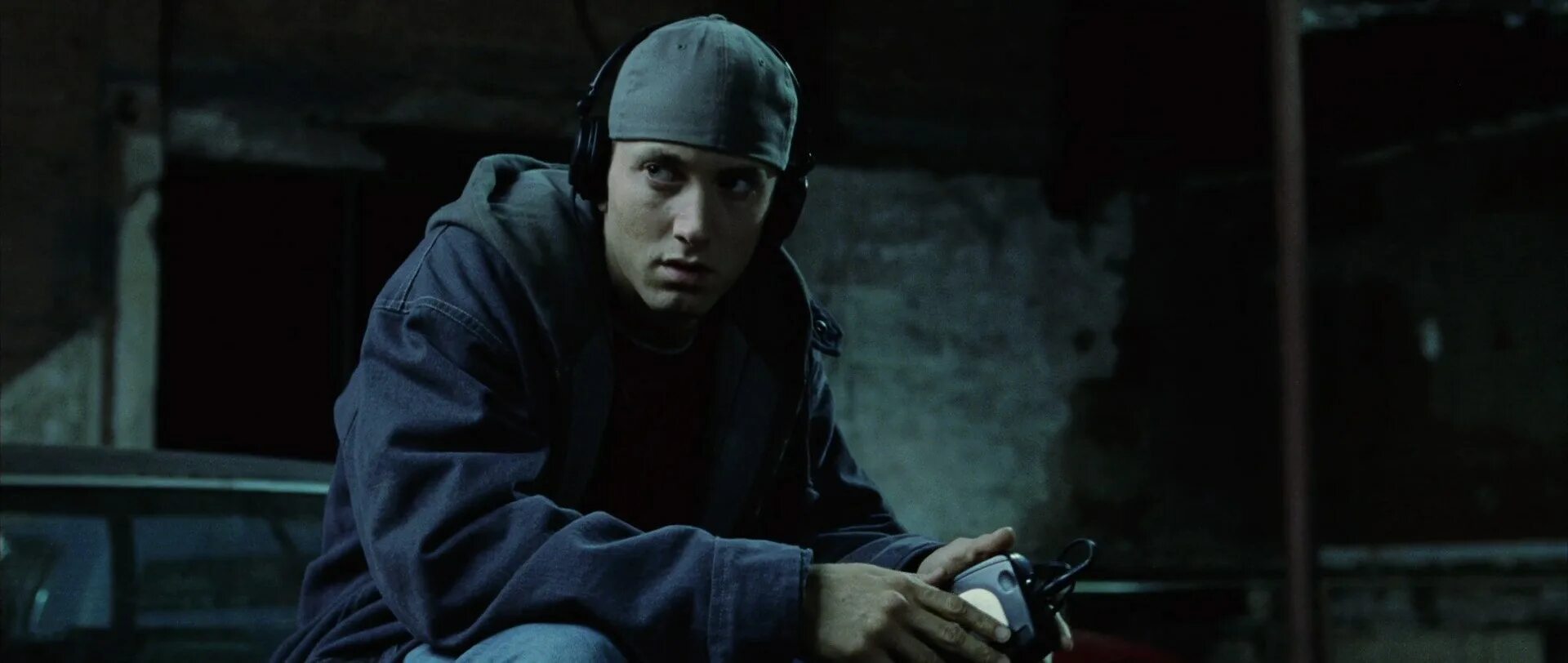 8 я миля. Eminem 2002 8 миля. Eminem 8 миля. Эминем из 8 мили.