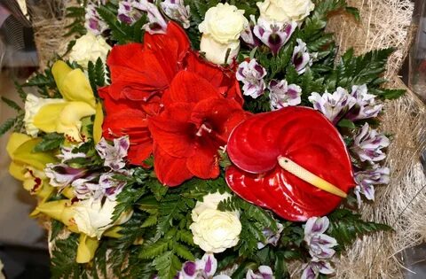 К чему снится букет живых