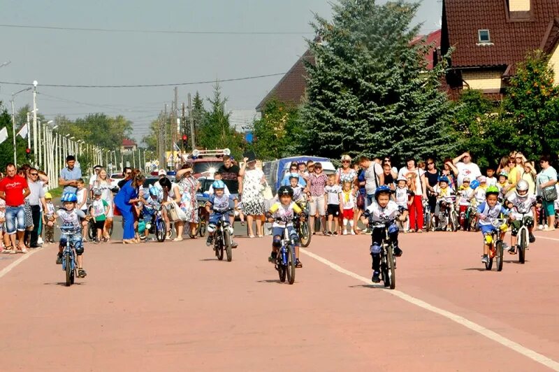 Поселок Саракташ. День Саракташа. Идеальный праздник Саракташ. Саракташ Оренбургская область население. Погода в саракташе на 3