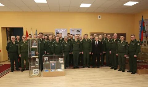 Преподаватель академии