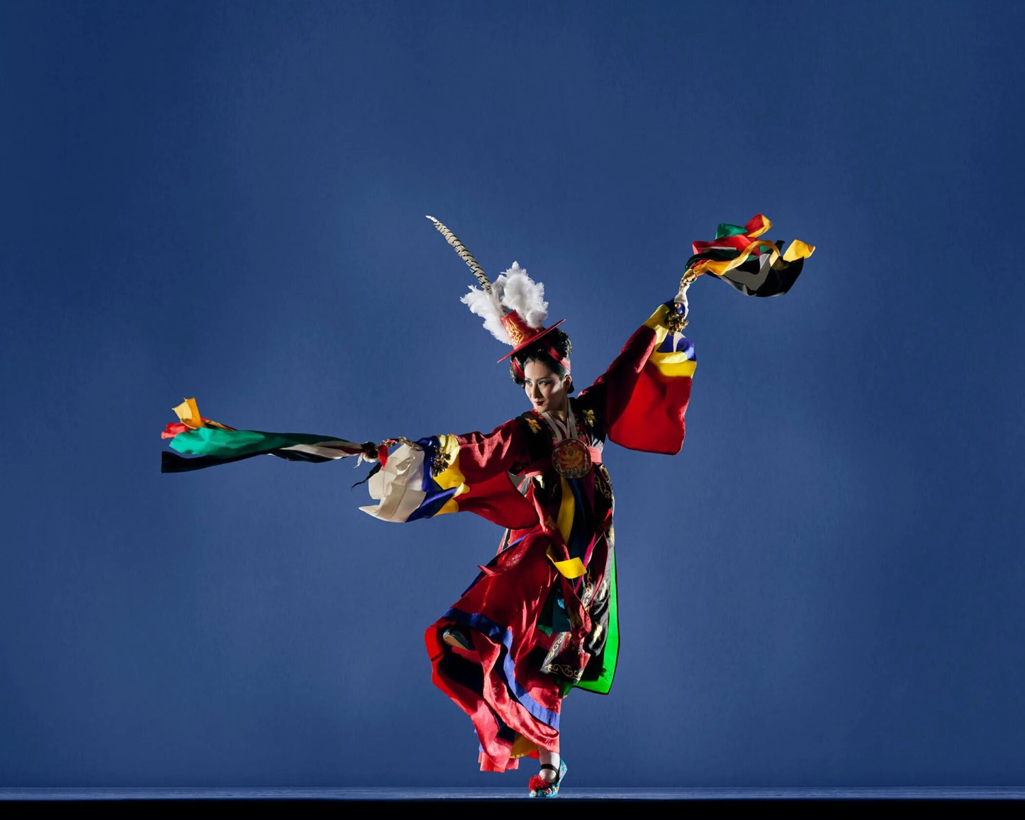 Пансу шаманизм в корее. Муданг. Южная корея религия шаманизм. Тибетский шаман. Песни шамана в корее.