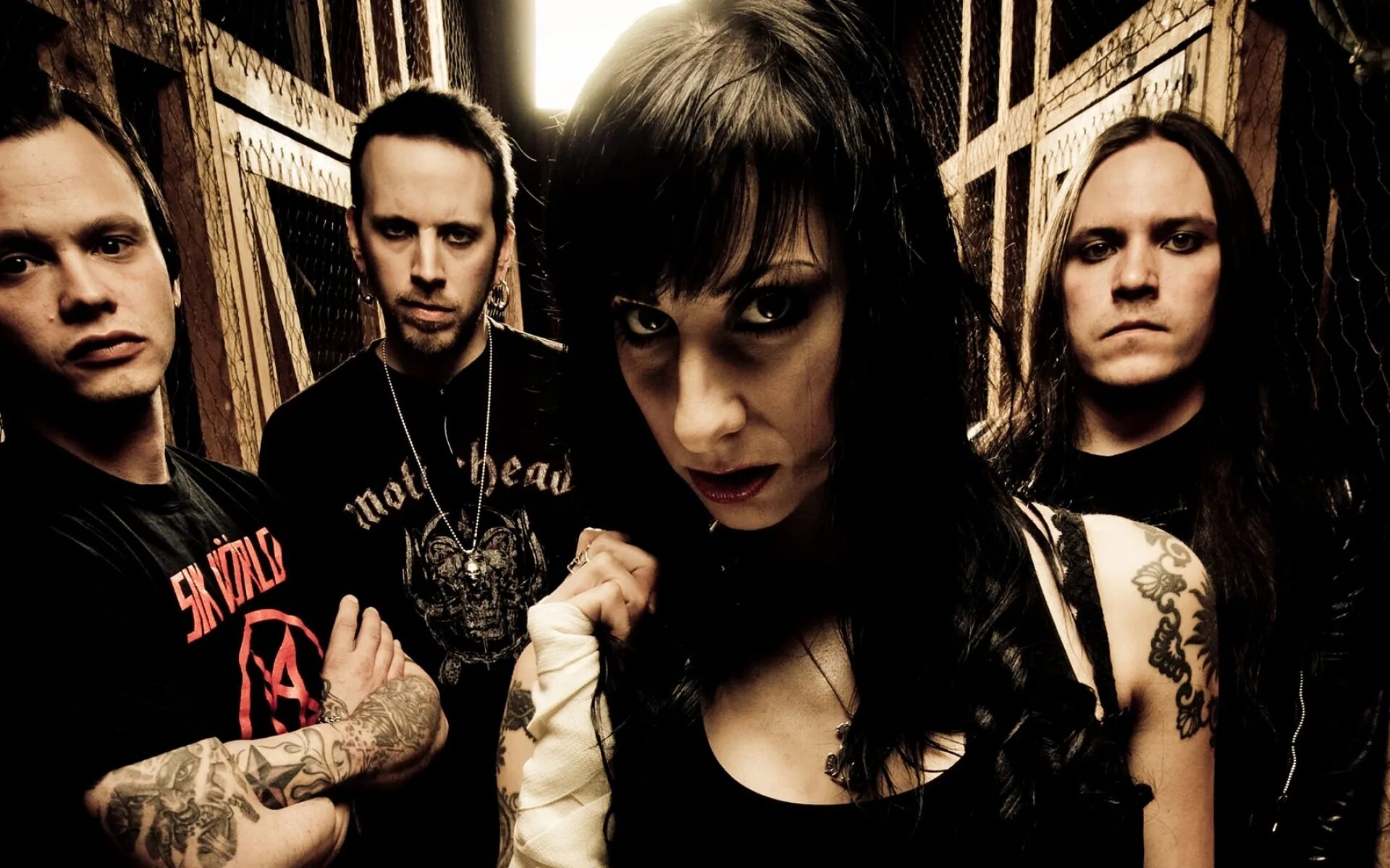 Сестры греха. Сестры греха. Liv jagrell. Группа sister sin. Sister sin - switchblade serenades.