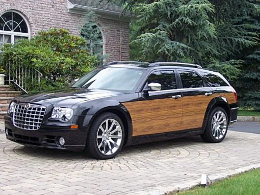 Крайслер 300с универсал. Chrysler 300c Wagon. Chrysler 300 Wagon. Chrysler 300 Touring. Chrysler 300c универсал.