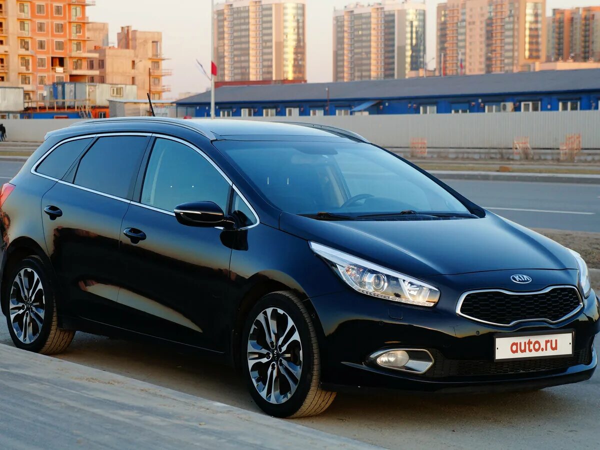 Киа сид отзывы владельцев. Kia Ceed 2013 универсал. Kia Ceed 2013 черная. Киа СИД универсал 2013. Kia Ceed 21.