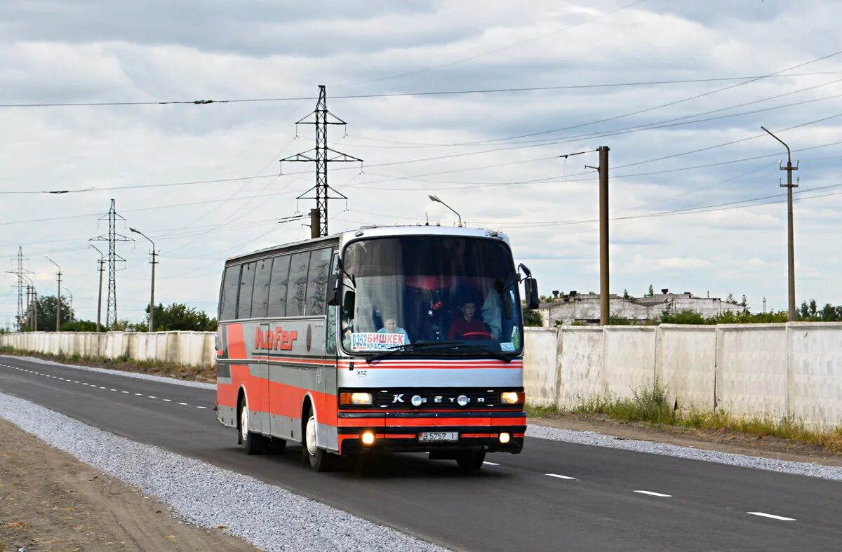 Автобус 1 45. Сетра 215 2022. Сетра 215hd. Бишкек пассажирский транспорт. Красноярский Бишкек автобус.