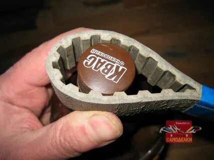 Открывалка крышек бутылок
