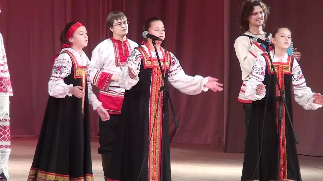 Выступление бардина. Выступление бардина
