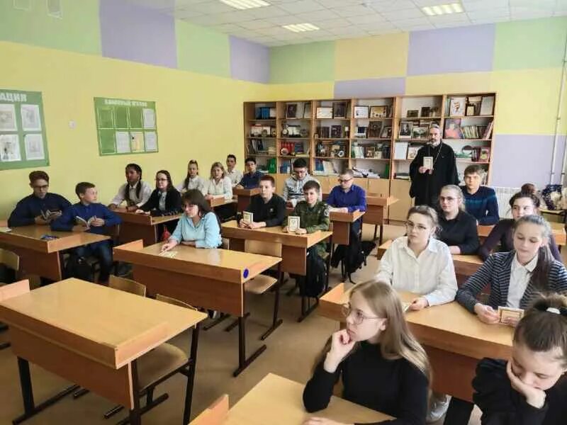 31 школа сыктывкар. 7 б класс школы 5. 9 школа великий устюг. 7б класс школа 22. 5 б класс с учителем.